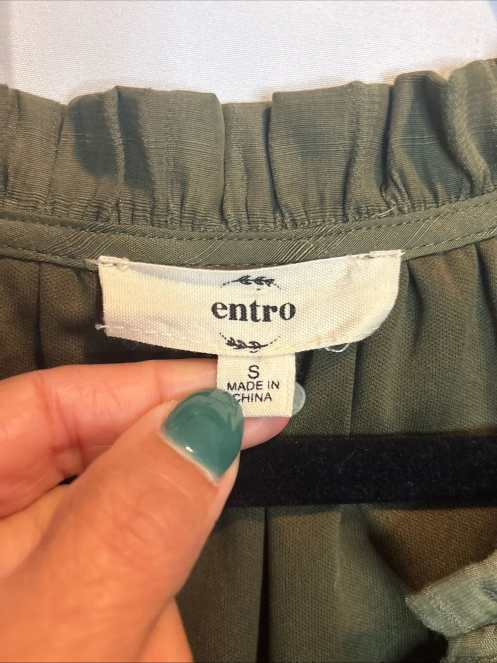 entro Olive Ruffle-Tiered Mini Dress with Flutter Sleeves - Picture 2 of 8